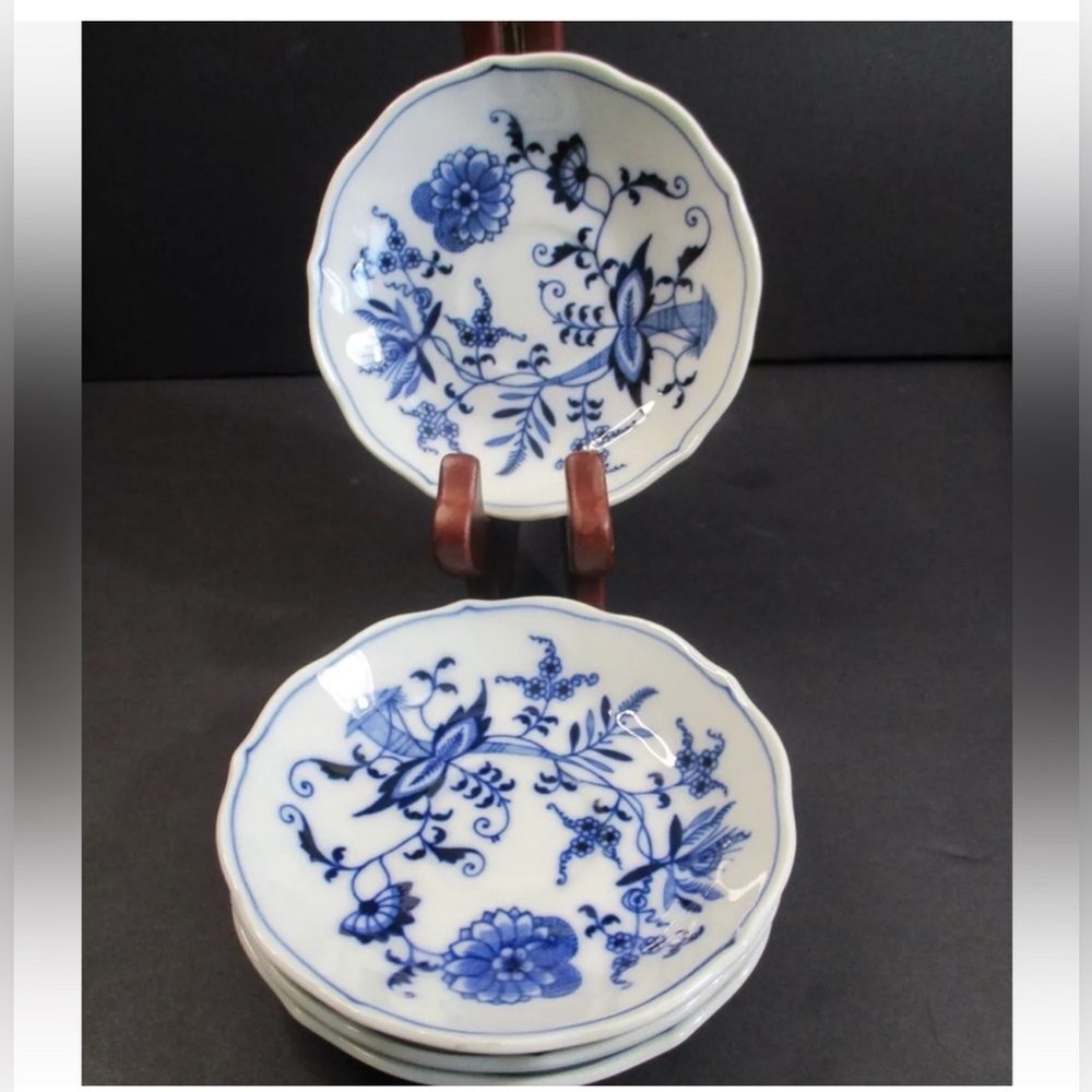 6 Blue Danube Japan Vintage Onion Small Bowls 5.5” - Set of 6